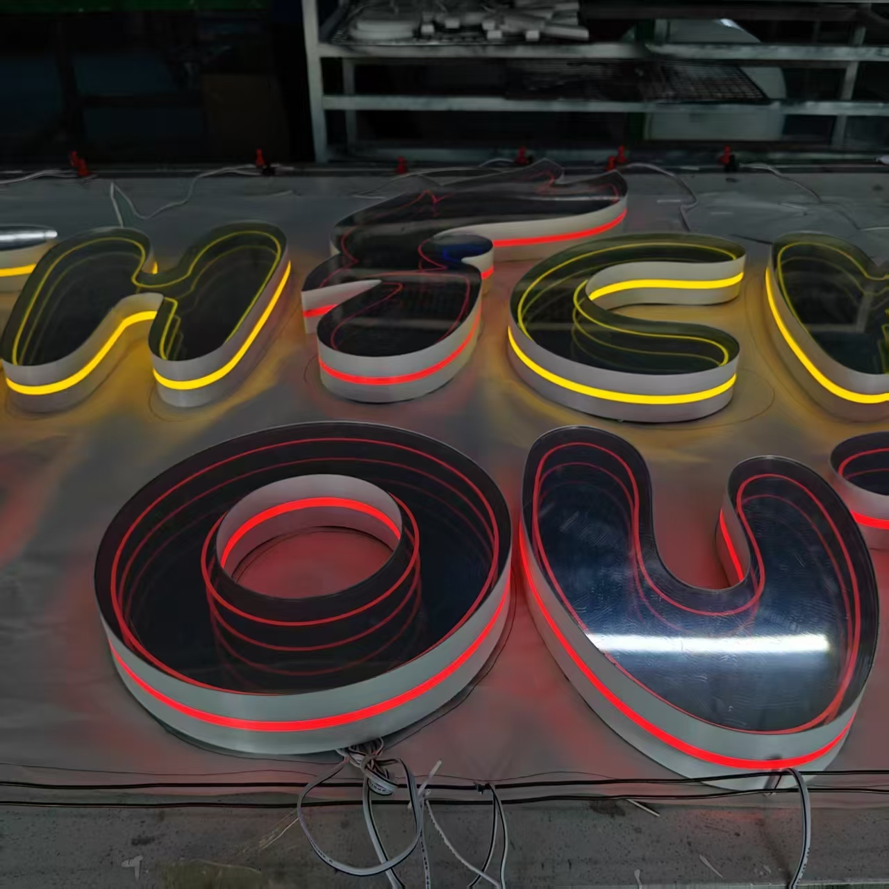 カスタマイズ可能な無限ネオンサインLED 3Dアート千層エン - Neon Sign Led Custom のレビューと価格