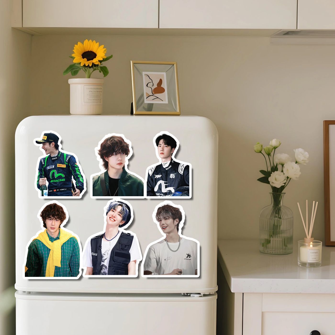 王一博冷蔵庫ステッカー磁気吸着ホームアイロン扉穴ボード磁気吸 - Home Decor Sticker のレビューと価格